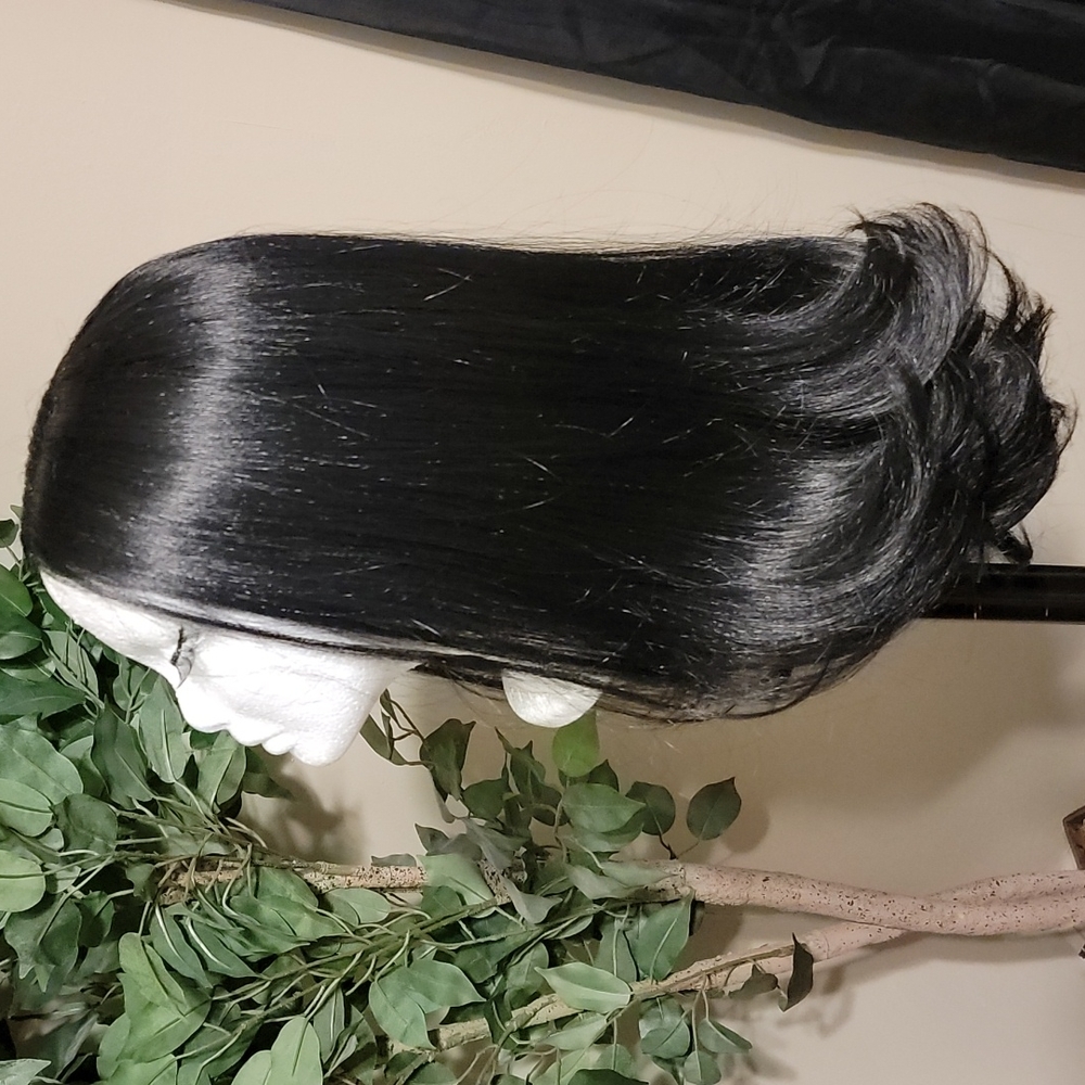 Black 22 inch wig